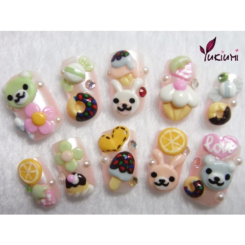 Kawaii_Nails_Strawberry_Bears