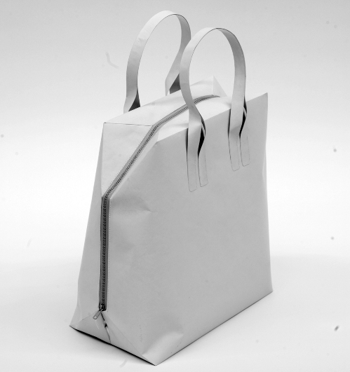 Image of Tyvek Papier 115G Bag by Saskia Diez