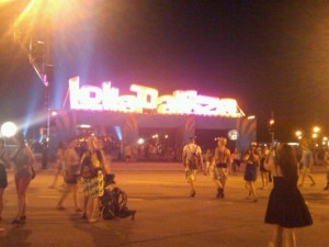 image of lalapalooza entrance 2010