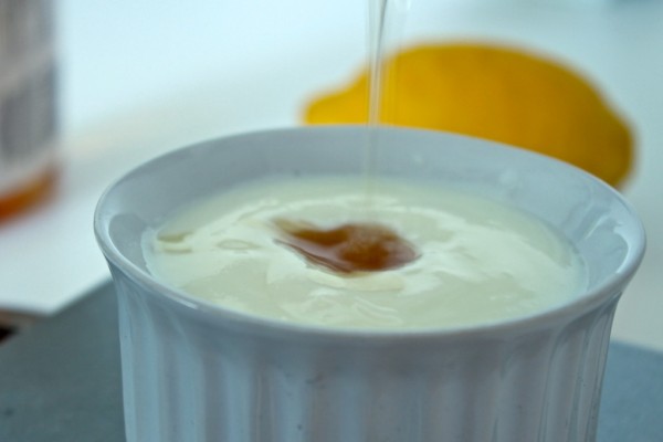image of exfoliating Scrub made of Yogurt