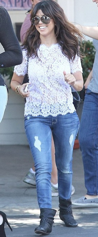 Kourtney Kardashian in Hudson Jeans